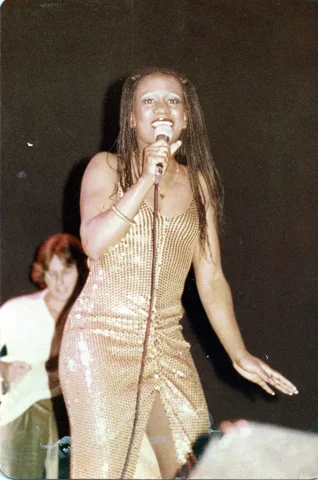 Monalisa Young photo archive: Performing